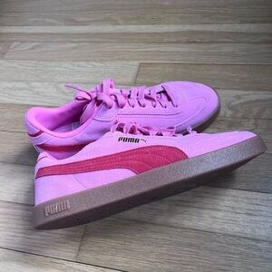 New Pink Pumas!